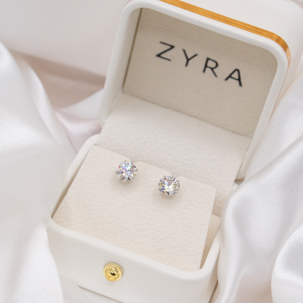 ZYRA ® Kairi Earrings in S925 Sterling Silver with Moissanite (1 pair) - (Buy 1 Get 1 Free 0.1-carat Moissanite Kairi Earrings)
