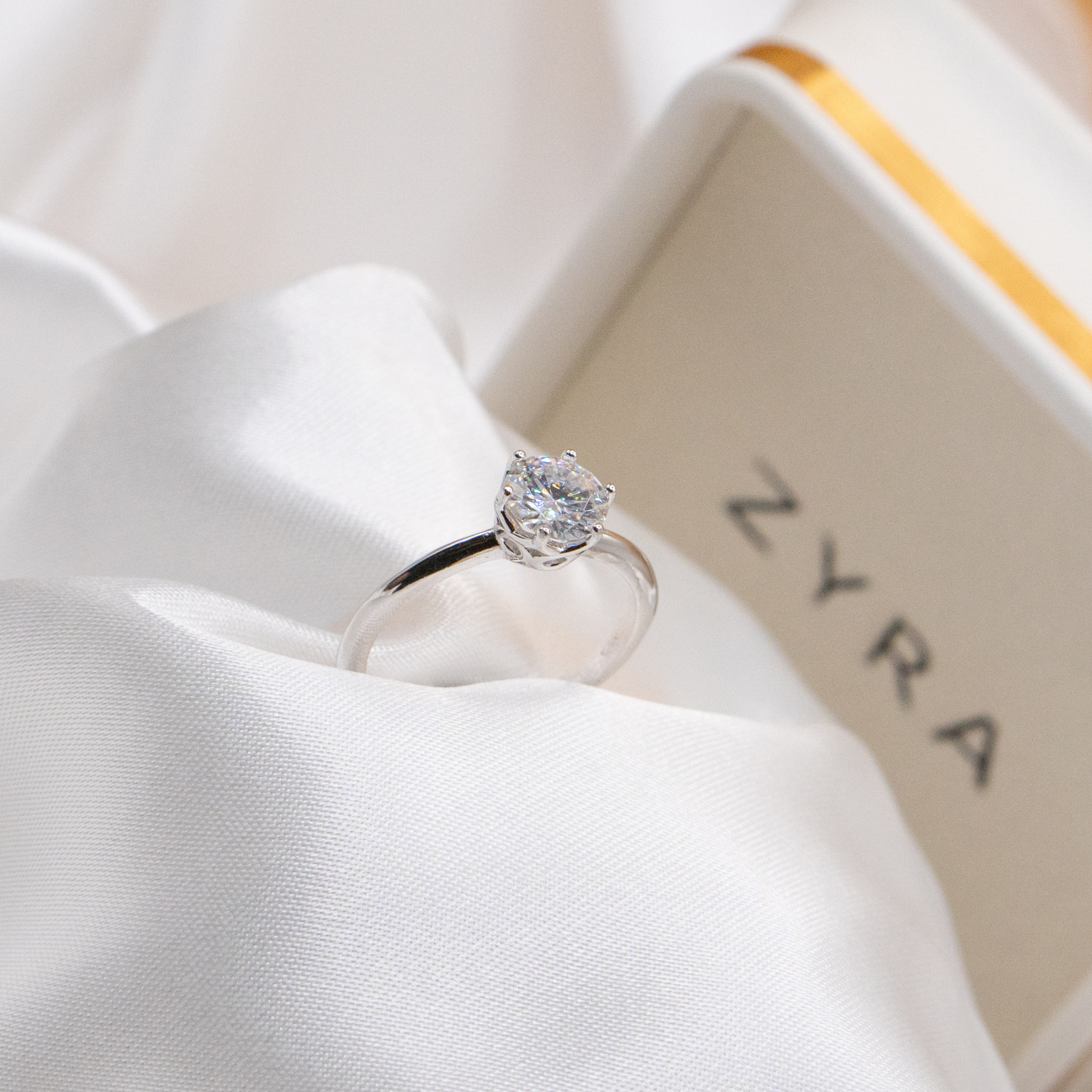 ZYRA® Khy Engagement Ring in S925 Sterling Silver with Moissanite - (Buy 1 Get 1 Free 0.1-carat Moissanite Kairi Earrings)