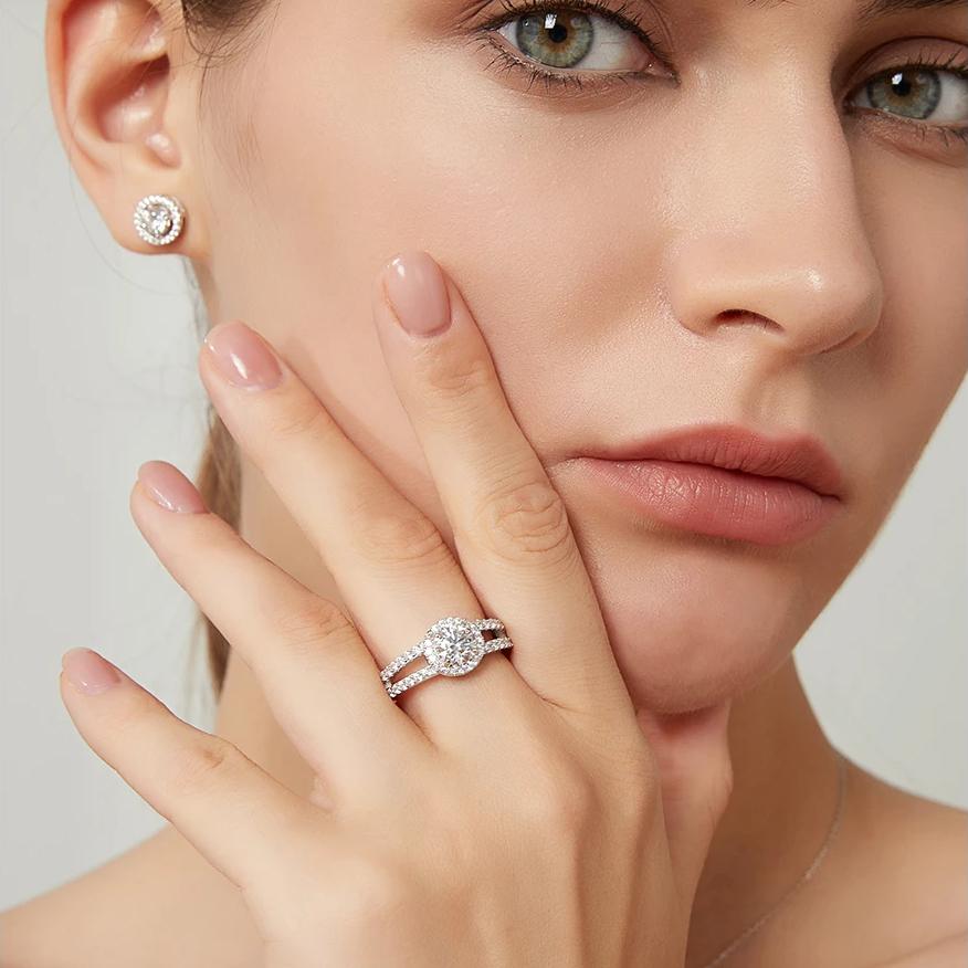 ZYRA® Moissanite Helmi Earrings in S925 Sterling Silver (1 pair) - (Buy 1 Get 1 Free 0.1-carat Moissanite Kairi Earrings)