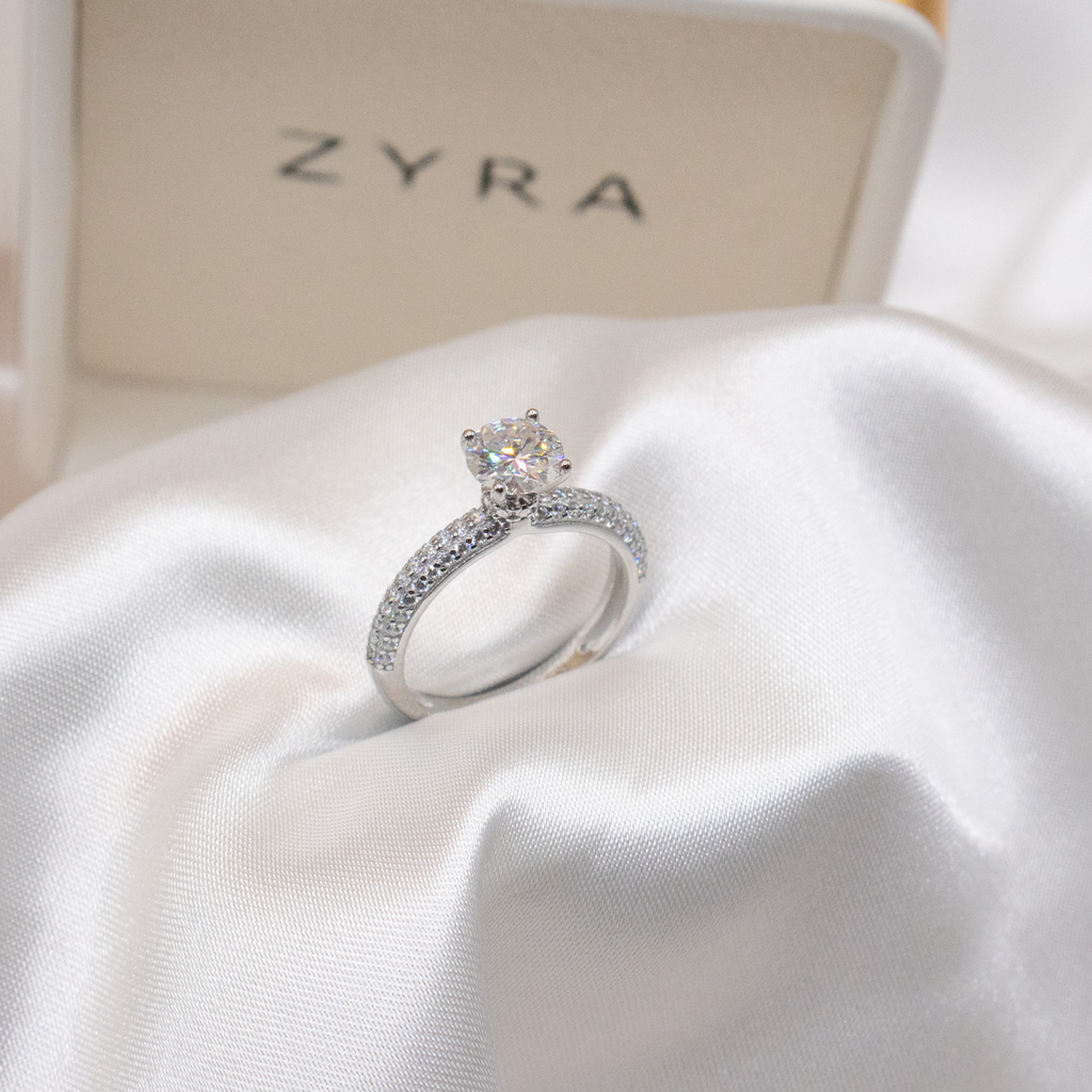 ZYRA® Miyabi Engagement Ring in S925 Sterling Silver with 1 carat Moissanite - (Buy 1 Get 1 Free 0.1-carat Moissanite Kairi Earrings)